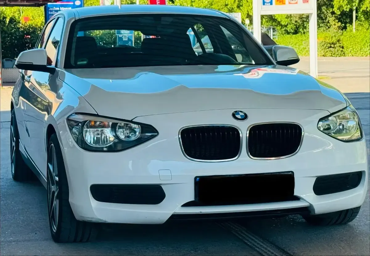 Gebraucht BMW 116 136 PS (100 kW) 2012 Weiß Kleinwagen