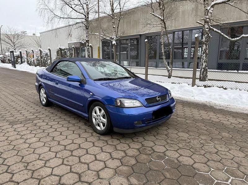 Blau Gebraucht 2004 Opel Astra Cabriolet Cabrio | 2.200 € (Fairer Preis) - Bild 1/4