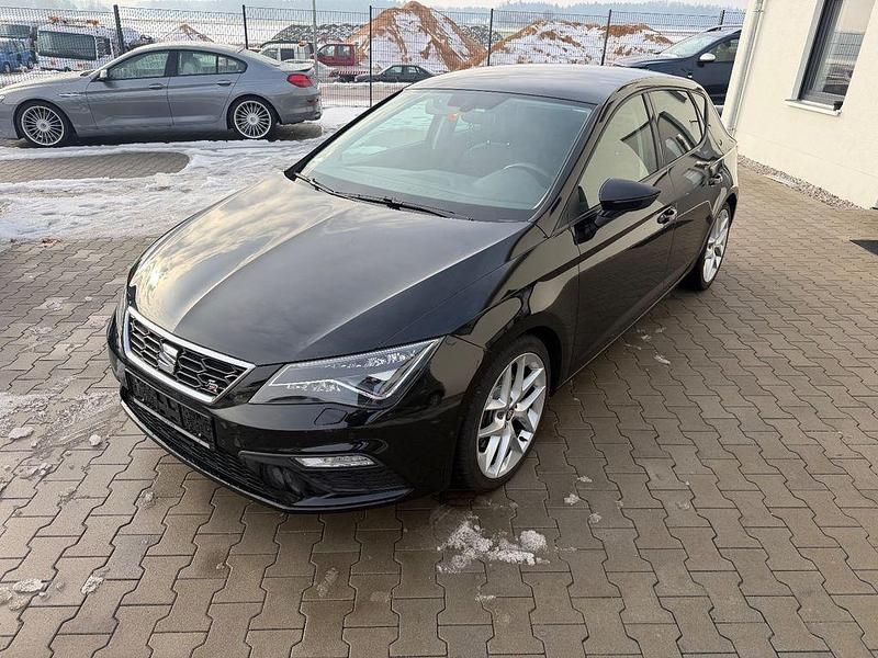 Schwarz Gebraucht 2018 Seat Leon FR Limousine | 9.690 € (Fairer Preis) - Bild 1/4