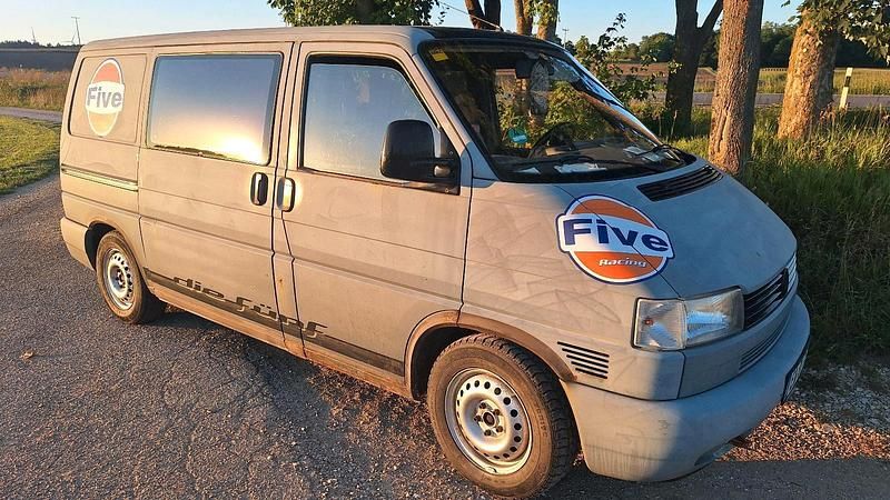 Grau Gebraucht 1998 VW T4 Van | 5.000 € (Superpreis) - Bild 1/3
