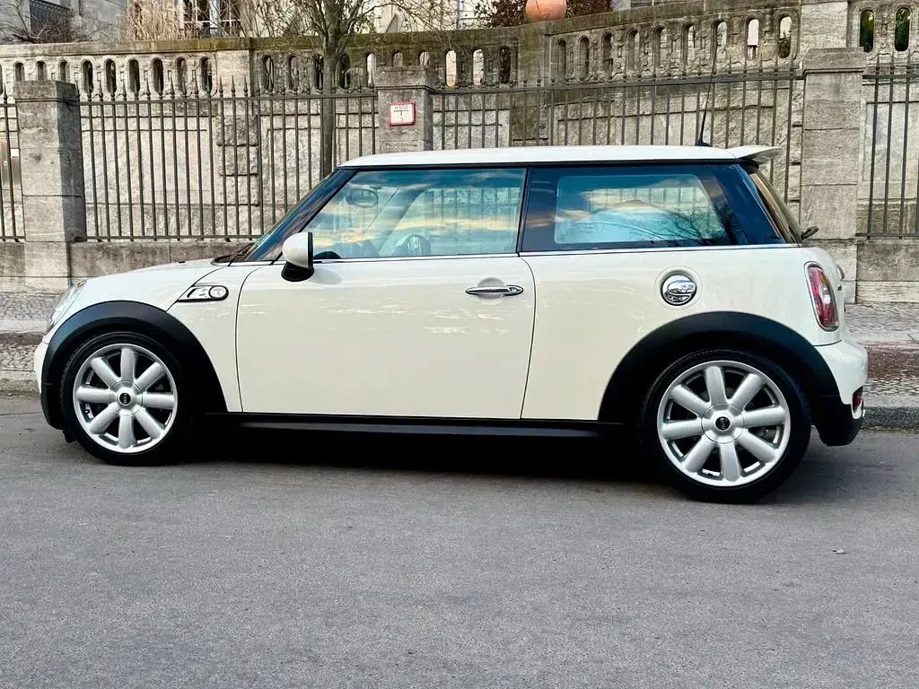 Käytetty Mini John Cooper Works 192 HP (141 kW) 2008 Valkoinen Viistoperä