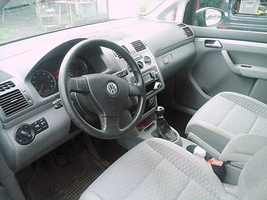 Gebraucht VW Touran Trendline 140 PS (102 kW) 2009 Slate grey metallic Van / Kleinbus