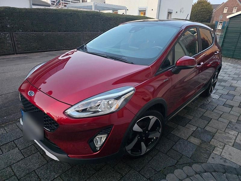 Gebraucht Ford Fiesta Active X 101 PS (74 kW) 2020 Rot Kleinwagen
