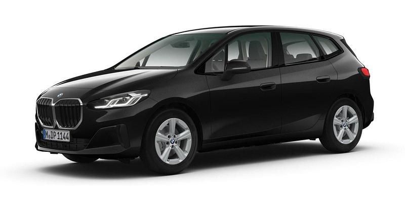 Schwarz Gebraucht 2024 BMW 220 Active Tourer Luxury Line Van / Kleinbus | 35.051 € (Etwas zu teuer) - Bild 1/4