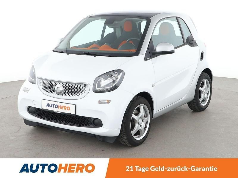 Weiß Gebraucht 2015 Smart ForTwo Coupé Basis Kleinwagen | 8.160 € (Fairer Preis) - Bild 1/3