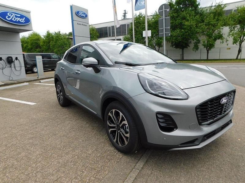 Neu Ford Puma Titanium 155 PS (114 kW) 2025 Silber SUV
