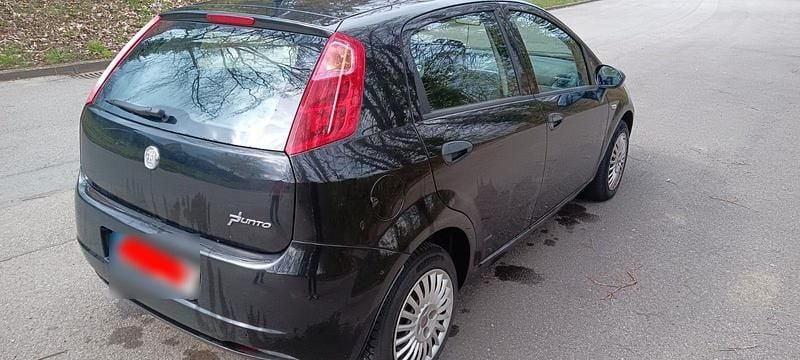 Gebraucht Fiat Punto 77 PS (56 kW) 2008 Schwarz Kleinwagen