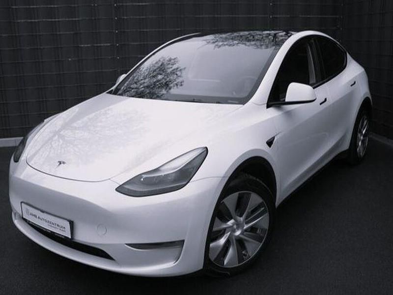 Weiß Gebraucht 2022 Tesla Model Y SUV | 34.499 € (Fairer Preis) - Bild 1/4