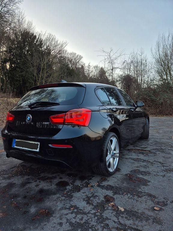 Gebraucht BMW 116 Advantage 109 PS (80 kW) 2015 Schwarz Kleinwagen