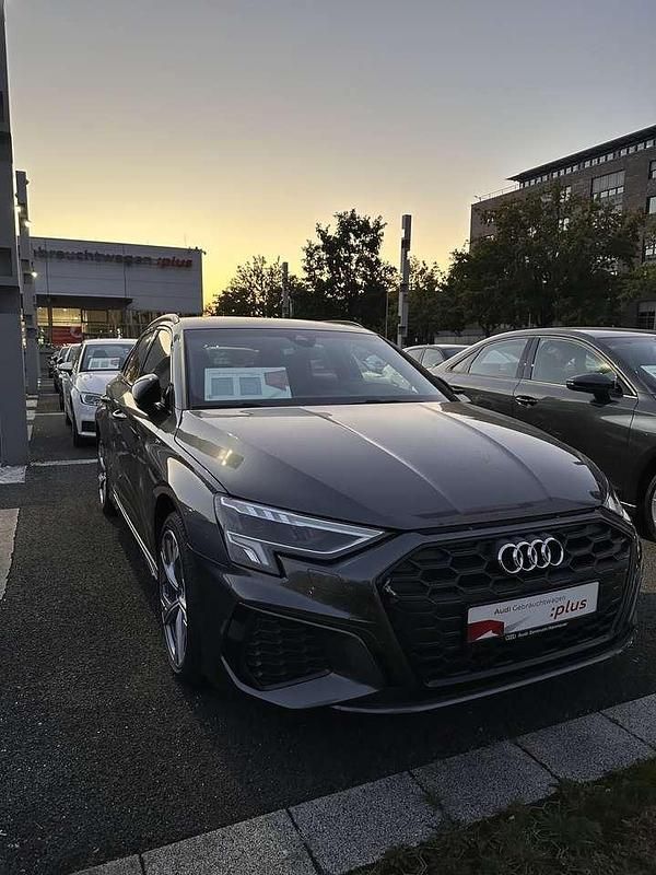 Gebraucht Audi A3 e-tron S-Line 150 PS (110 kW) 2023 Grau Kleinwagen