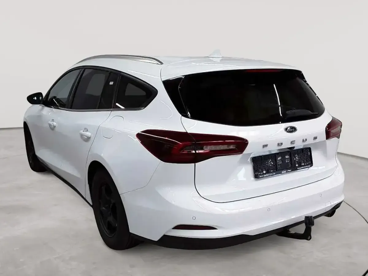 Używany Ford Focus Titanium X 116 KM (85 kW) 2023 Biały Kombi