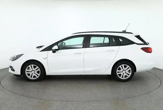 Gebraucht Opel Astra Edition 105 PS (77 kW) 2021 Andere Kombi