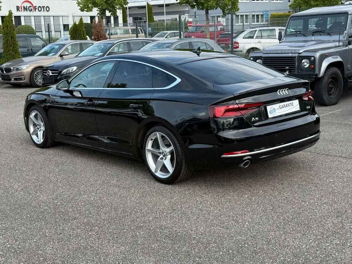 Gebraucht Audi A5 Sport 150 PS (110 kW) 2018 Mythosschwarz Coupé