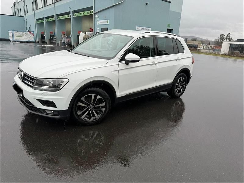 Gebraucht VW Tiguan 150 PS (110 kW) 2020 Weiß SUV