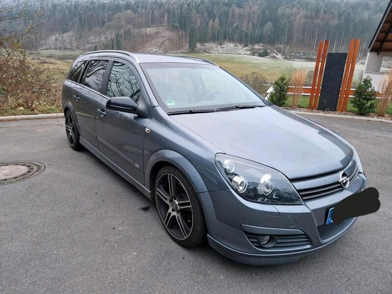 Grau Gebraucht 2006 Opel Astra OPC Kombi | 2.500 € (Fairer Preis) - Bild 1/4