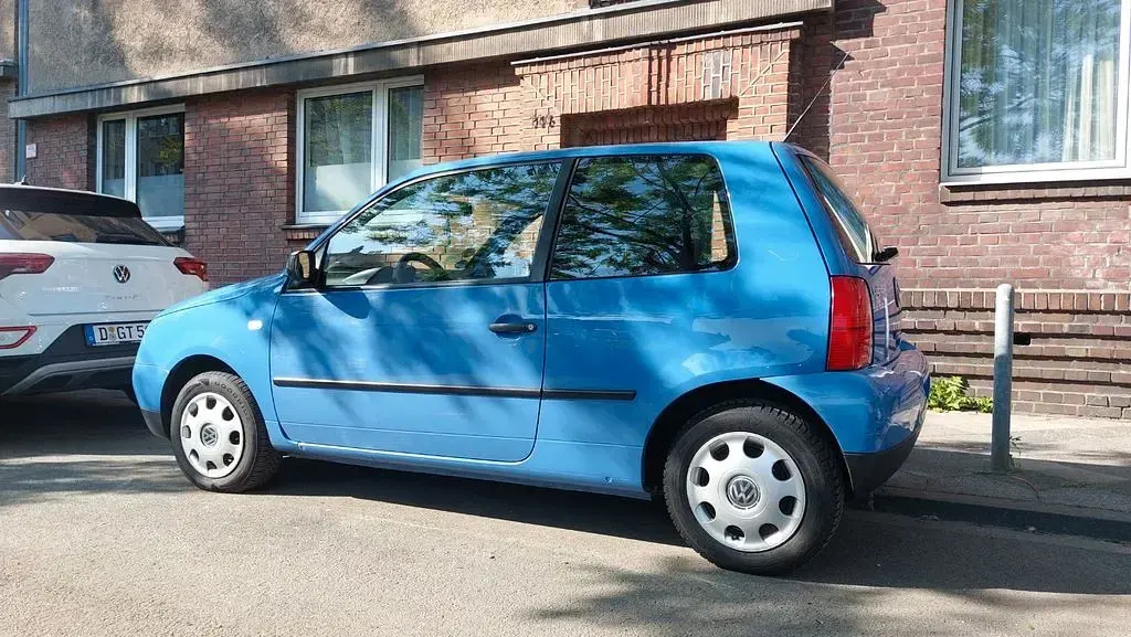 Gebraucht VW Lupo Basis 50 PS (36 kW) 2000 Blau Kleinwagen