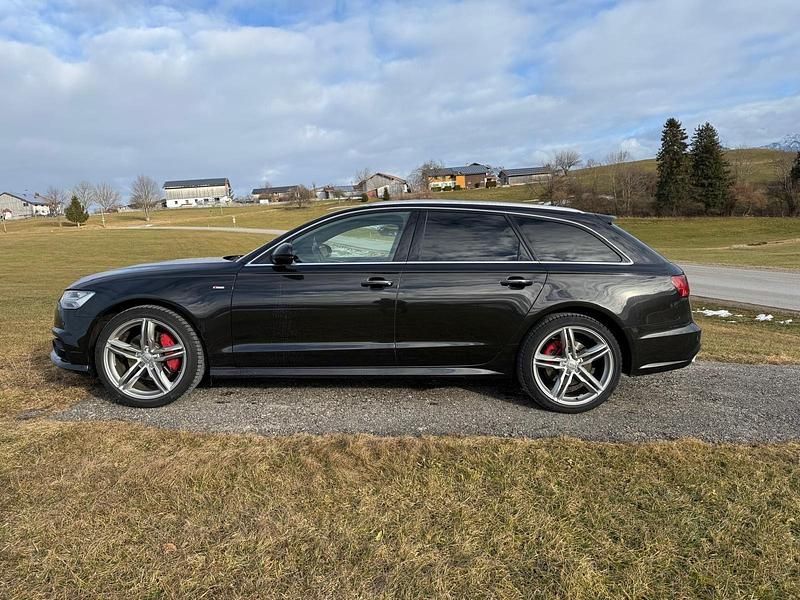 Gebraucht Audi A6 Comfort 272 PS (200 kW) 2016 Schwarz Kombi