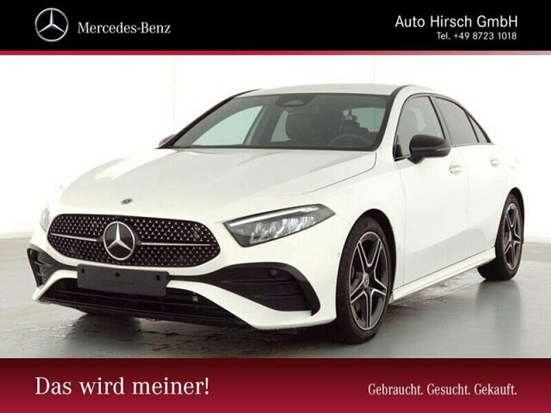 Polarweiß Gebraucht 2023 Mercedes A250 AMG Limousine | 36.950 € (Etwas zu teuer) - Bild 1/4