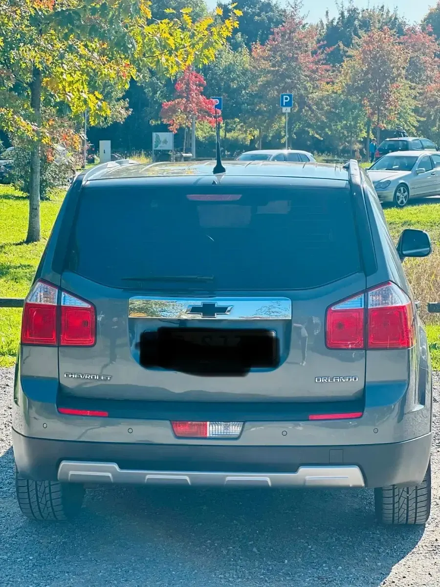 Używany Chevrolet Orlando 141 KM (103 kW) 2011 Szary Minivan