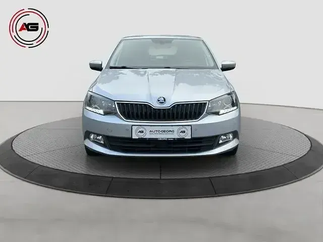Gebraucht Skoda Fabia 105 PS (77 kW) 2016 Silber Limousine