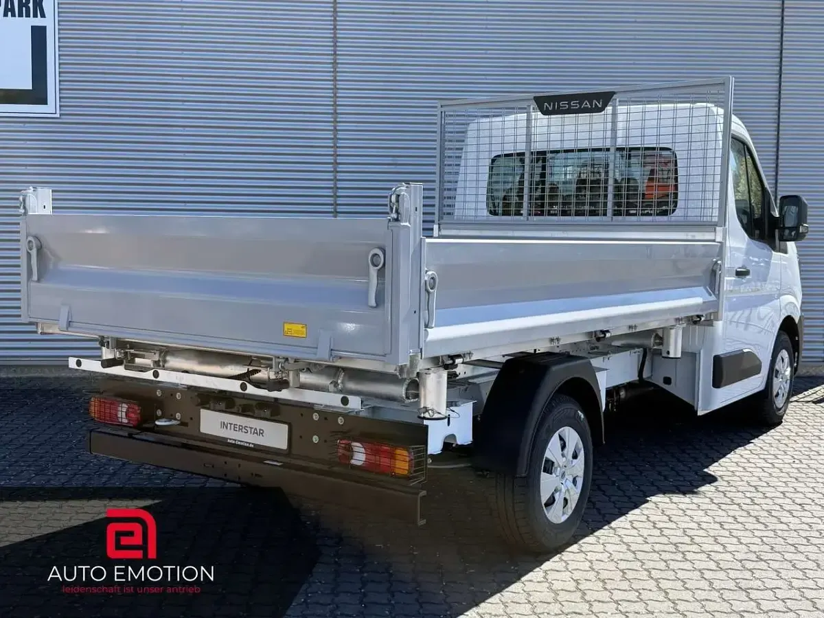 Neu Nissan Interstar S 150 PS (110 kW) 2026 Mineral weiß Van