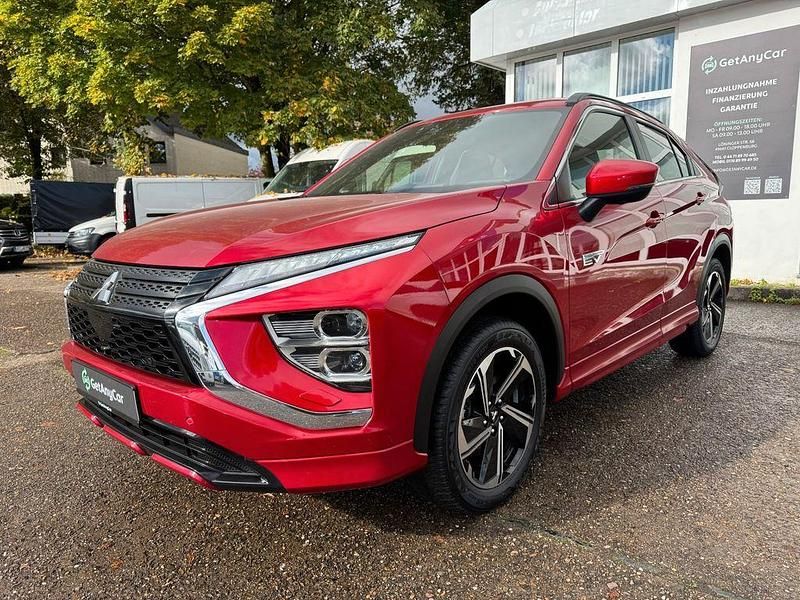 Rot Gebraucht 2022 Mitsubishi Eclipse Cross Plus SUV | 18.770 € (Fairer Preis) - Bild 1/4