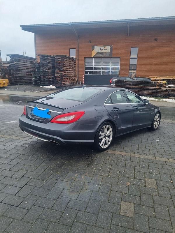 Gebraucht Mercedes CLS350 265 PS (194 kW) 2011 Grau Coupé