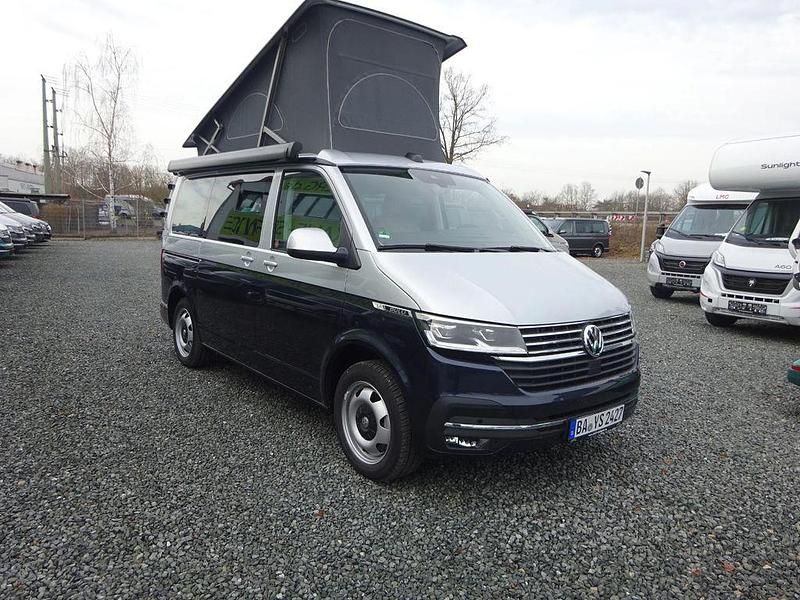 Blau Gebraucht 2024 VW T6.1 California Van | 64.990 € - Bild 1/4