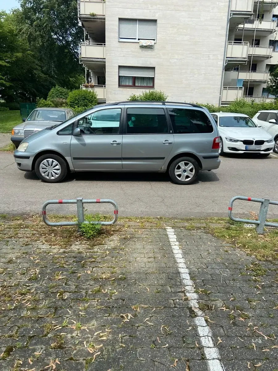 Gebraucht Ford Galaxy 130 PS (95 kW) 2004 Silber Van / Kleinbus