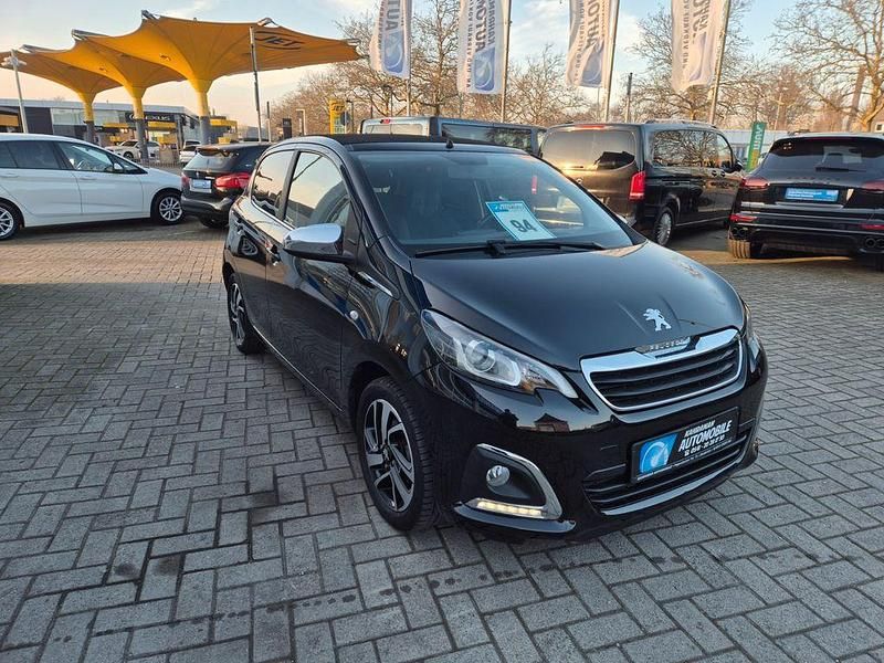 Gebraucht Peugeot 108 Allure 72 PS (52 kW) 2018 Schwarz Cabrio