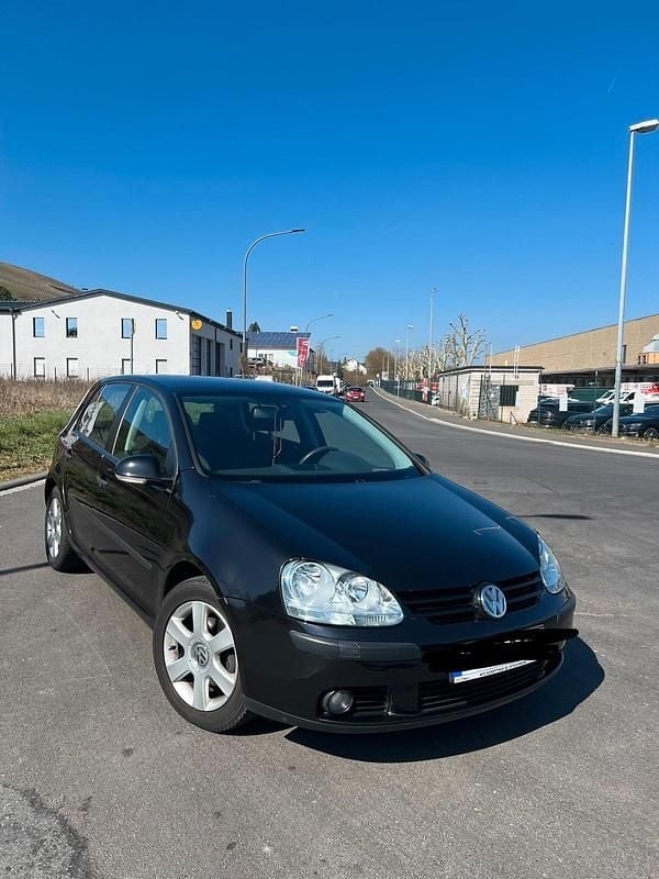 Gebraucht VW Golf V 75 PS (55 kW) 2004 Schwarz Kleinwagen