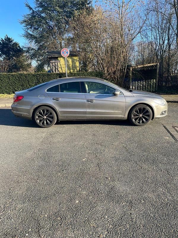 Gebraucht VW Passat 299 PS (219 kW) 2009 Beige Coupé