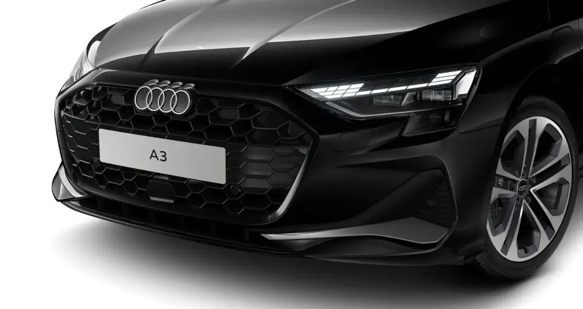 Gebraucht Audi A3 Sportback e-tron Advanced Plus 204 PS (150 kW) 2025 Mythosschwarz Kleinwagen