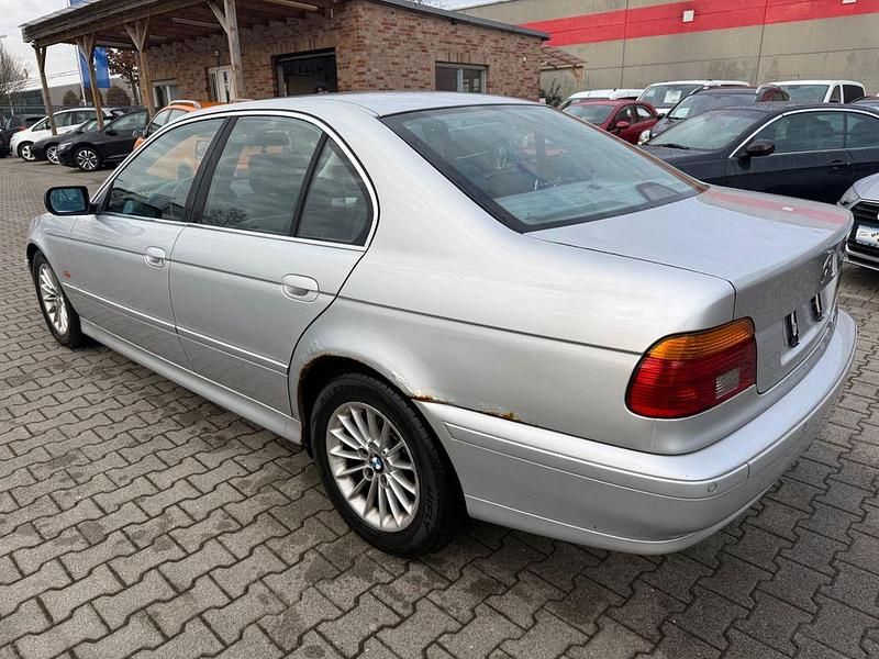 Gebraucht BMW 525 163 PS (119 kW) 2000 Silber Limousine