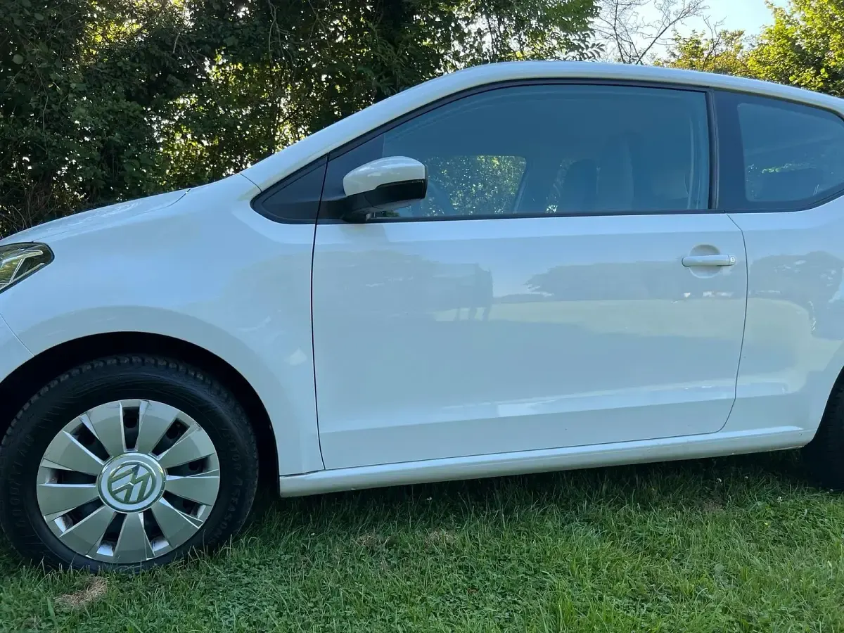 Gebraucht VW up! 60 PS (44 kW) 2018 Weiß Kleinwagen