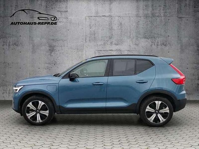 Gebraucht Volvo XC40 Plus 192 PS (141 kW) 2023 Fjord blue SUV