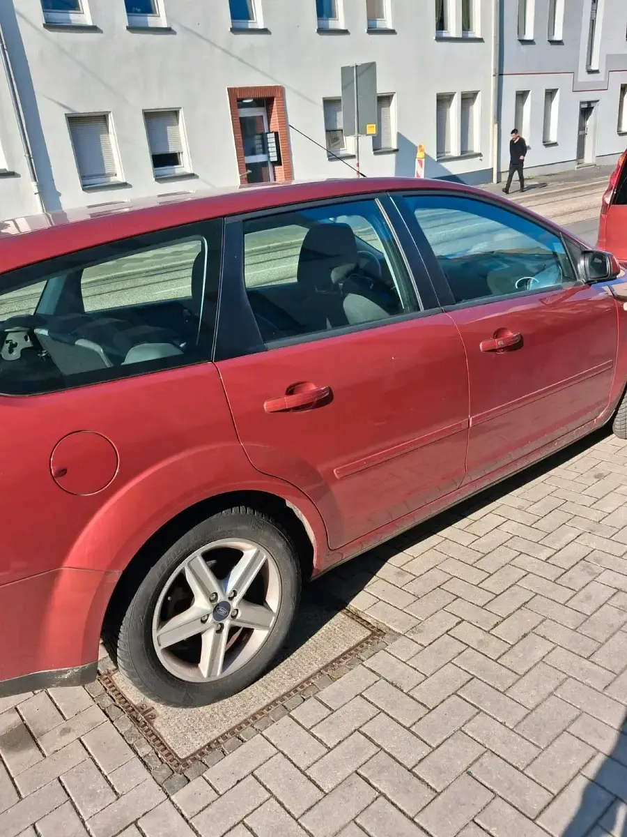 Brugt Ford Focus 116 HK (85 kW) 2006 Rød Stationcar