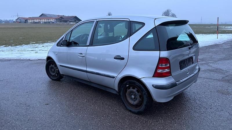 Gebraucht Mercedes A140 82 PS (60 kW) 2003 Silber Kleinwagen