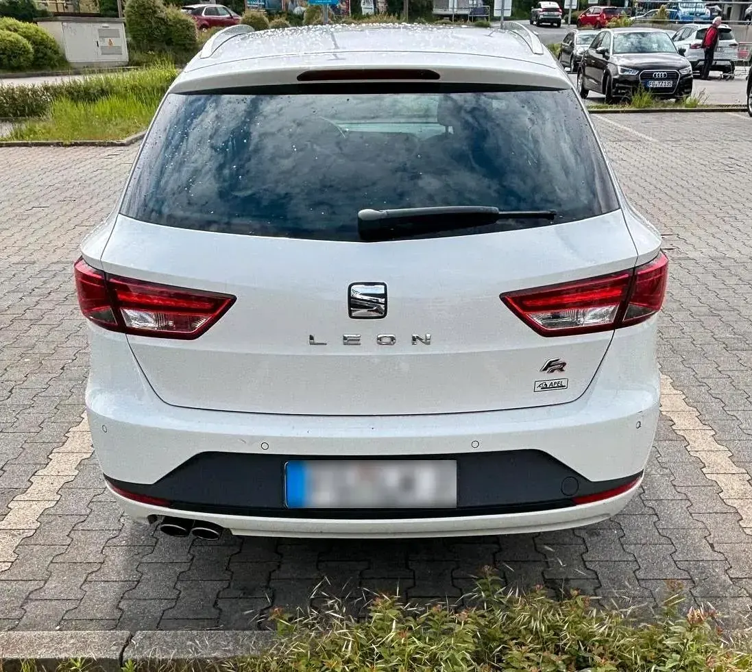 Gebraucht Seat Leon FR 125 PS (91 kW) 2015 Weiß Kombi