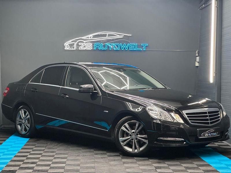 Schwarz Gebraucht 2010 Mercedes E200 Elegance Limousine | 9.990 € (Fairer Preis) - Bild 1/4