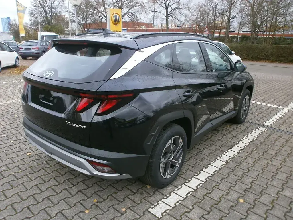 Second-hand Hyundai Tucson 160 CP (117 kW) 2024 Negru SUV