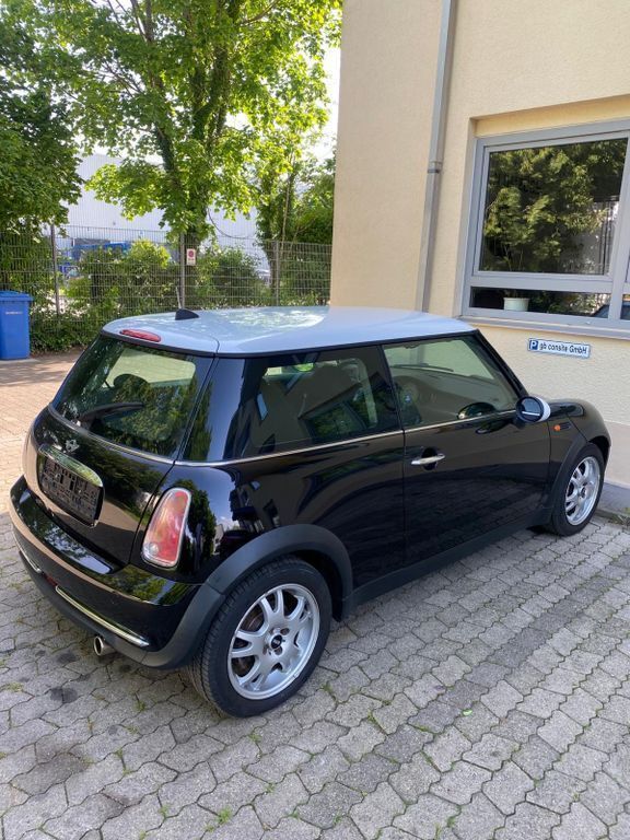 Schwarz Gebraucht 2005 Mini ONE Kleinwagen | 2.300 € (Fairer Preis) - Bild 1/4