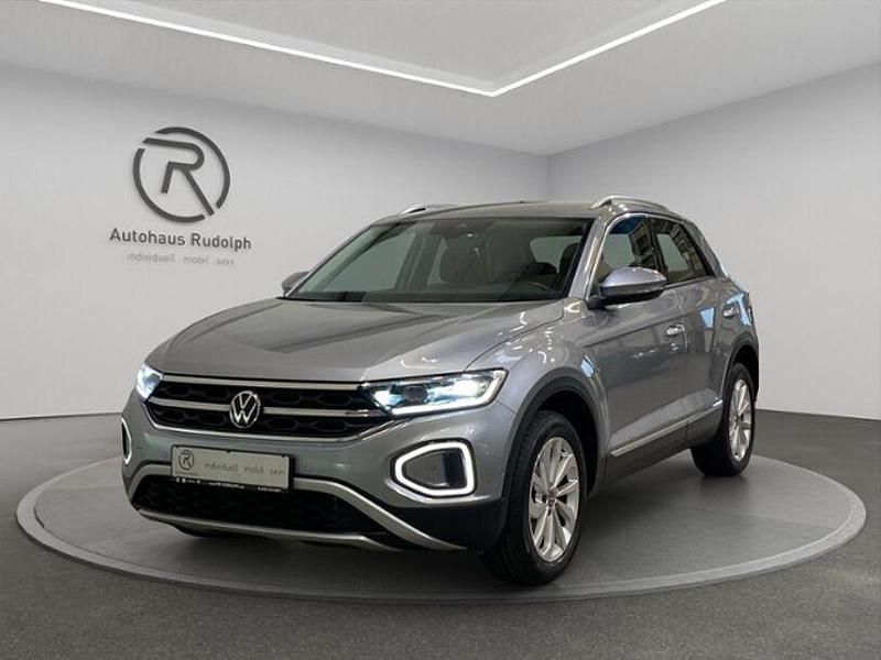 Gebraucht VW T-Roc Style 150 PS (110 kW) 2022 Pyrit silber metallic (metallic) SUV
