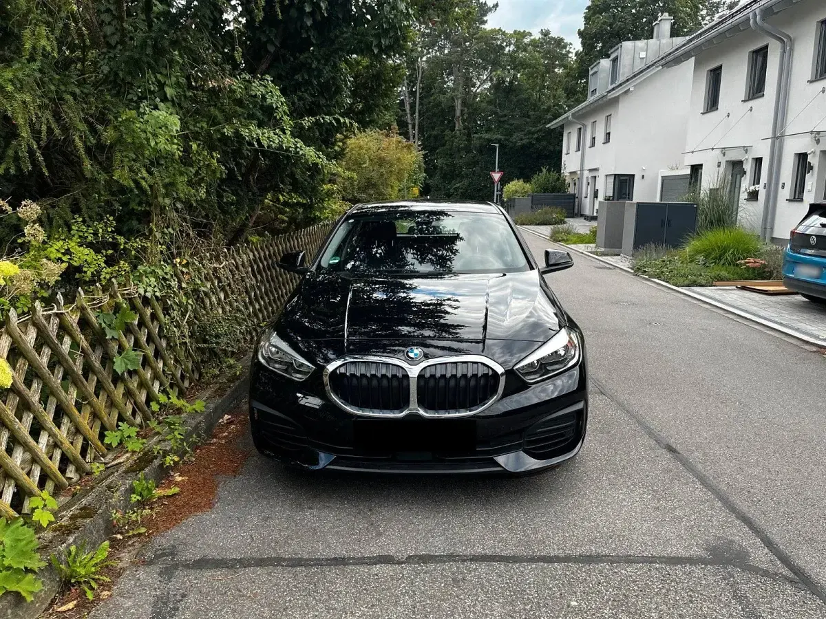 Gebraucht BMW 118 Advantage 140 PS (102 kW) 2020 Schwarz Limousine
