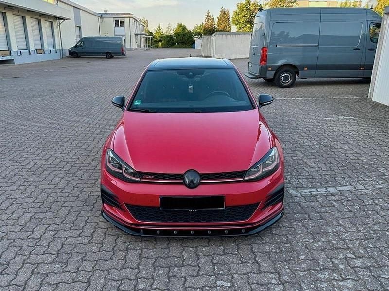 Rot Gebraucht 2019 VW Golf VII GTI Limousine | 19.900 € (Superpreis) - Bild 1/2