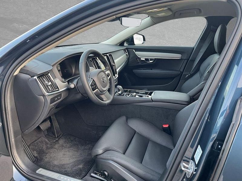 Gebraucht Volvo V90 Plus 349 PS (256 kW) 2025 Denim blue Kombi