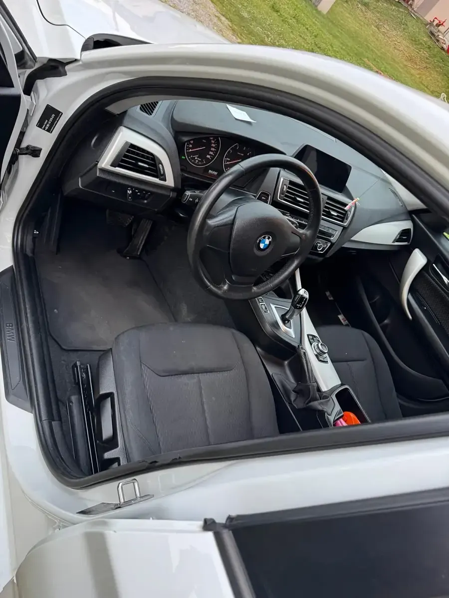 Gebraucht BMW 116 116 PS (85 kW) 2016 Weiß Kleinwagen