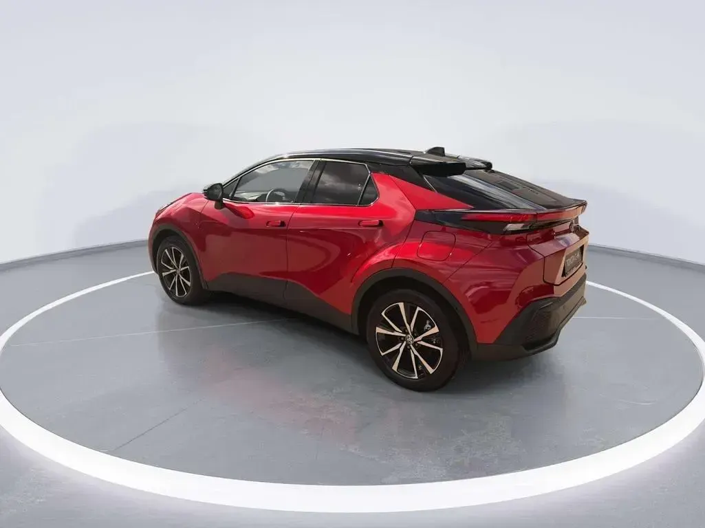Neu Toyota C-HR Team 223 PS (164 kW) 2026 Rot SUV