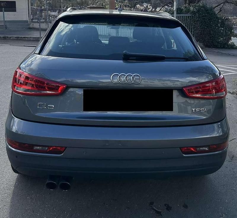 Gebraucht Audi Q3 Design 125 PS (91 kW) 2017 Grau SUV