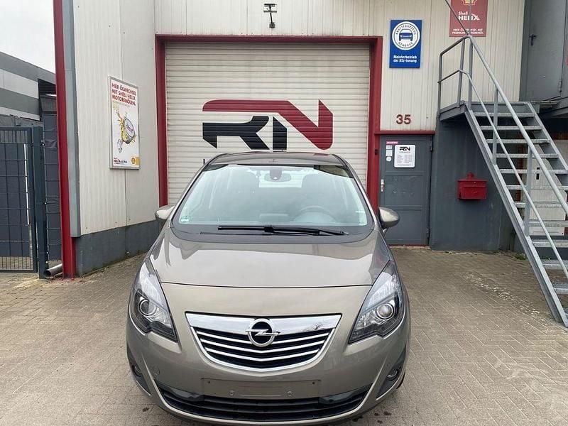 Gebraucht Opel Meriva Innovation 101 PS (74 kW) 2012 Grau Van / Kleinbus
